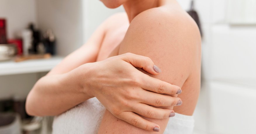 Čo spôsobuje červené fľaky na koži a ako ich rozpoznať? - header