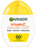 Garnier Vitamin C Wonder Tint SPF 50+, odtieň Light