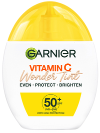 Garnier Vitamin C Wonder Tint SPF 50+, odtieň Light